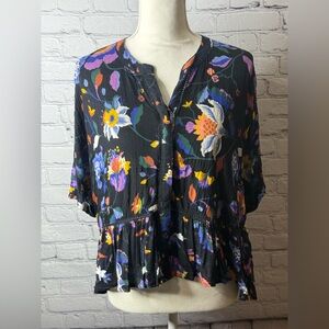 Anthropologie Josie Dolman sleeved floral top size xs